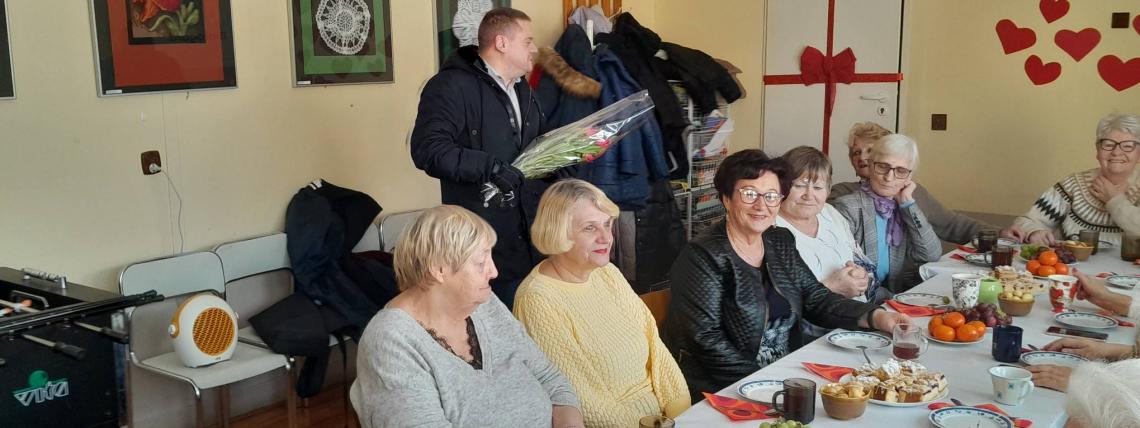 Spotkanie Walentynkowe w Klubie Seniora